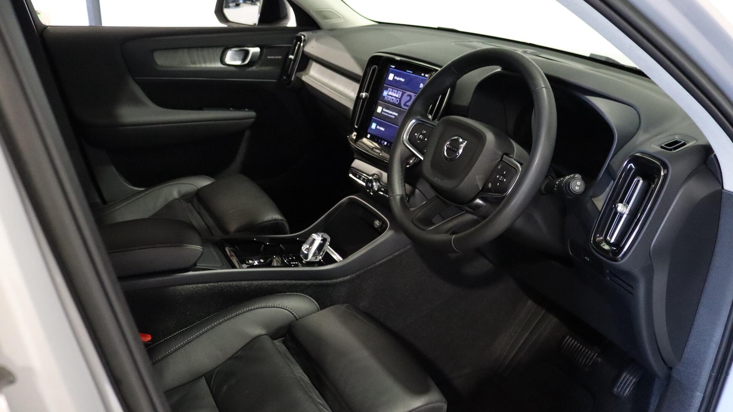 Used Volvo XC40 2022 for sale - 76072914: Photo 4