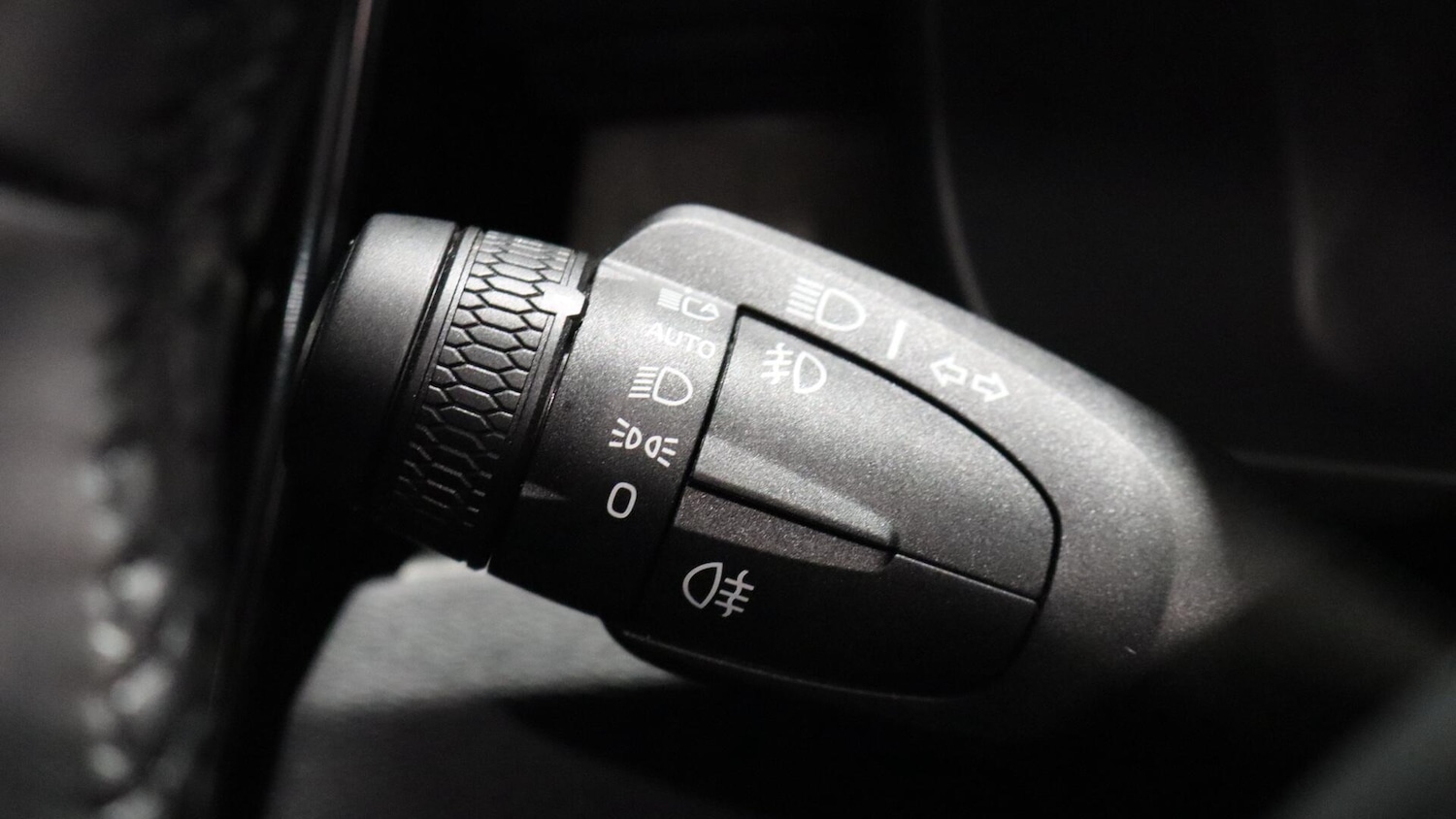 Used Volvo XC40 2025 for sale - 76122158: Photo 18