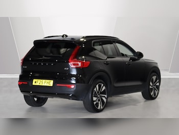 Used Volvo XC40 2025 for sale - 76122158: Photo