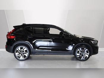 Used Volvo XC40 2025 for sale - 76122158: Photo