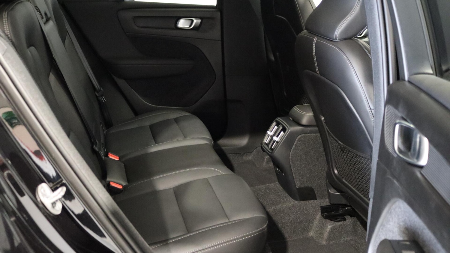 Used Volvo XC40 2025 for sale - 76122158: Photo 6