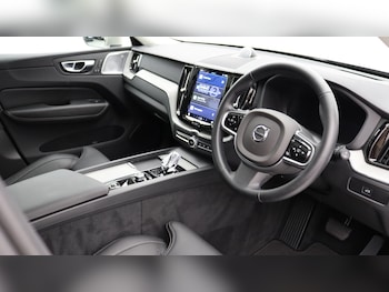 Used Volvo XC60 2024 for sale - 75224292: Photo