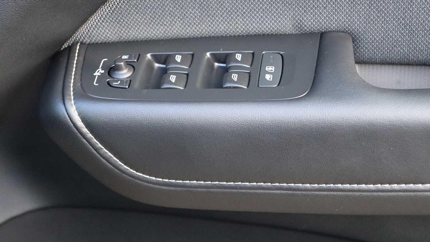 Used Volvo XC60 2025 for sale - 76026720: Photo 27