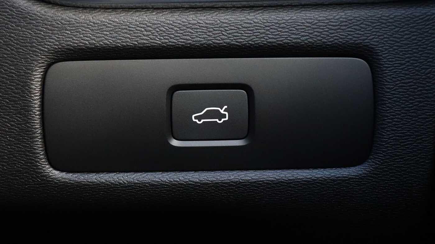Used Volvo XC60 2025 for sale - 76026720: Photo 45