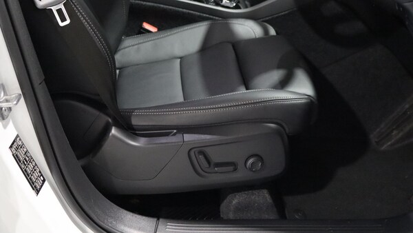 Used Volvo XC40 2025 for sale - 76250930: Photo 28