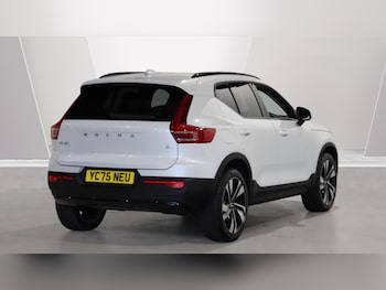 Used Volvo XC40 2025 for sale - 76250930: Photo 2