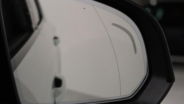 Used Volvo XC40 2025 for sale - 76250930: Photo 30