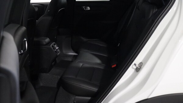 Used Volvo XC40 2025 for sale - 76250930: Photo 31