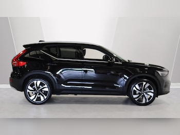 Used Volvo XC40 2025 for sale - 75990888: Photo 3