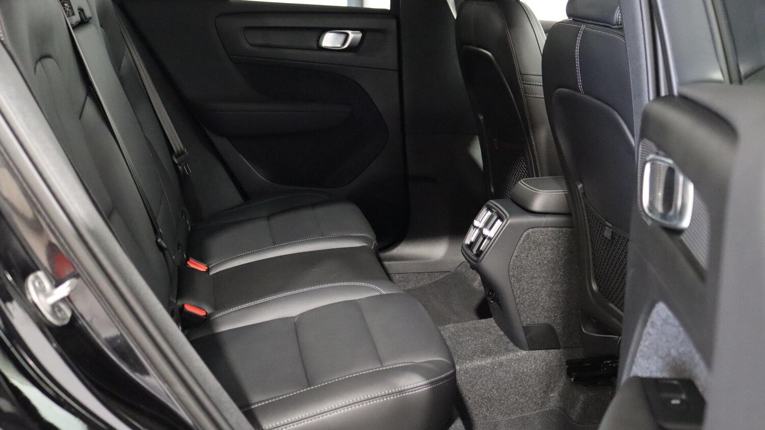Used Volvo XC40 2025 for sale - 75990888: Photo 6