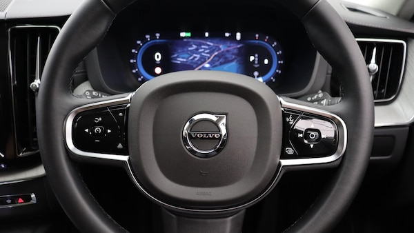 Used Volvo XC60 2024 for sale - 75311633: Photo 10