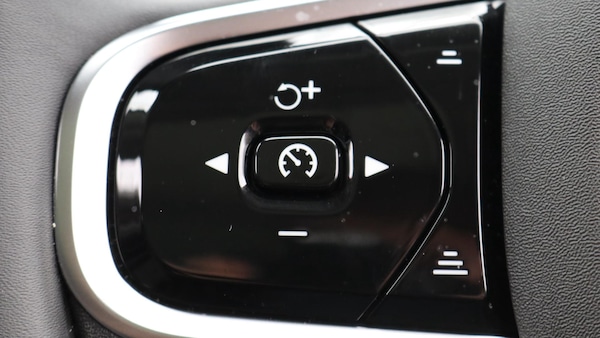 Used Volvo XC60 2024 for sale - 75311633: Photo 19