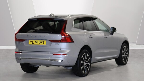 Used Volvo XC60 2024 for sale - 75311633: Photo 2