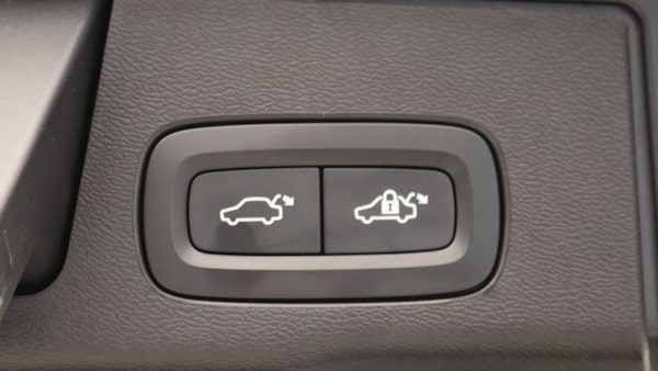 Used Volvo XC60 2024 for sale - 75311633: Photo 32