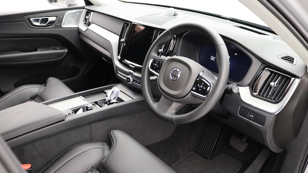 Used Volvo XC60 2024 for sale - 75311633: Photo 4