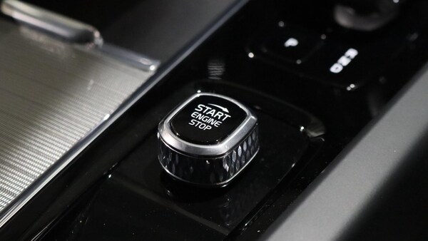 Used Volvo V60 2022 for sale - 76295424: Photo 24