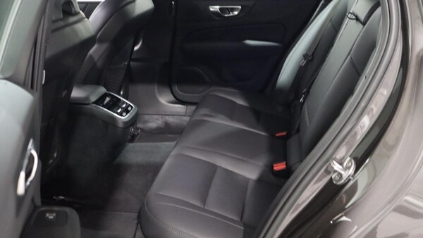 Used Volvo V60 2022 for sale - 76295424: Photo 28