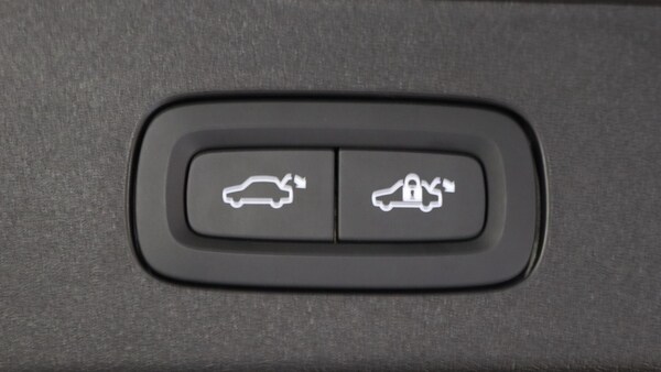 Used Volvo V60 2022 for sale - 76295424: Photo 30