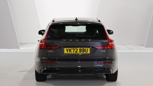 Used Volvo V60 2022 for sale - 76295424: Photo 7