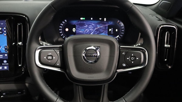 Used Volvo XC40 for sale - 76188760: Photo 10