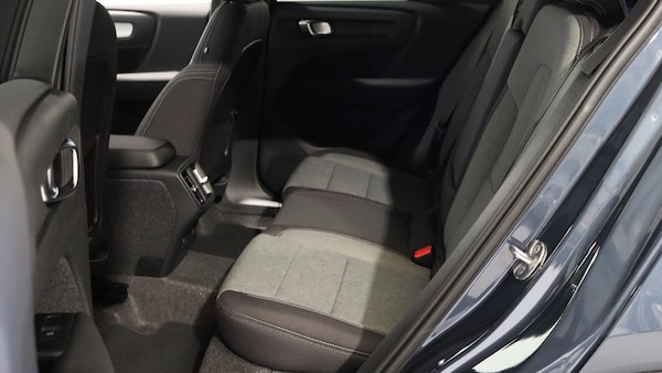 Used Volvo XC40 for sale - 76188760: Photo 27