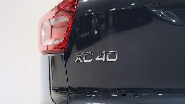 Used Volvo XC40 for sale - 76188760: Photo 37