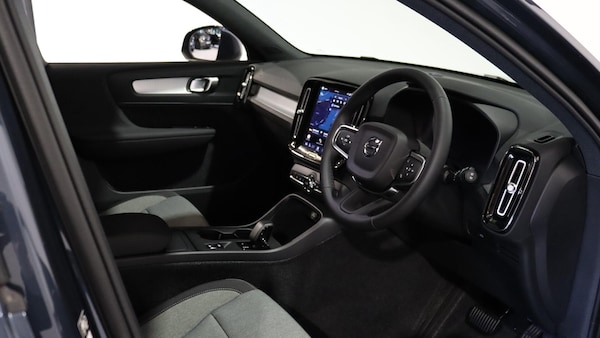 Used Volvo XC40 for sale - 76188760: Photo 4