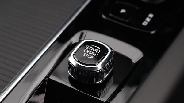Used Volvo XC60 2025 for sale - 76226797: Photo 25