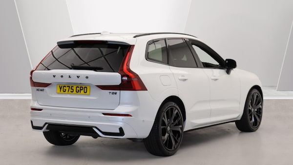 Used Volvo XC60 2025 for sale - 76226797: Photo 2