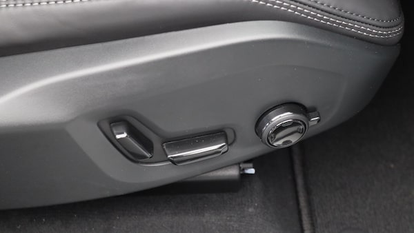 Used Volvo XC60 2025 for sale - 76226797: Photo 35