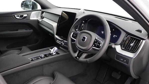 Used Volvo XC60 2025 for sale - 76226797: Photo 4