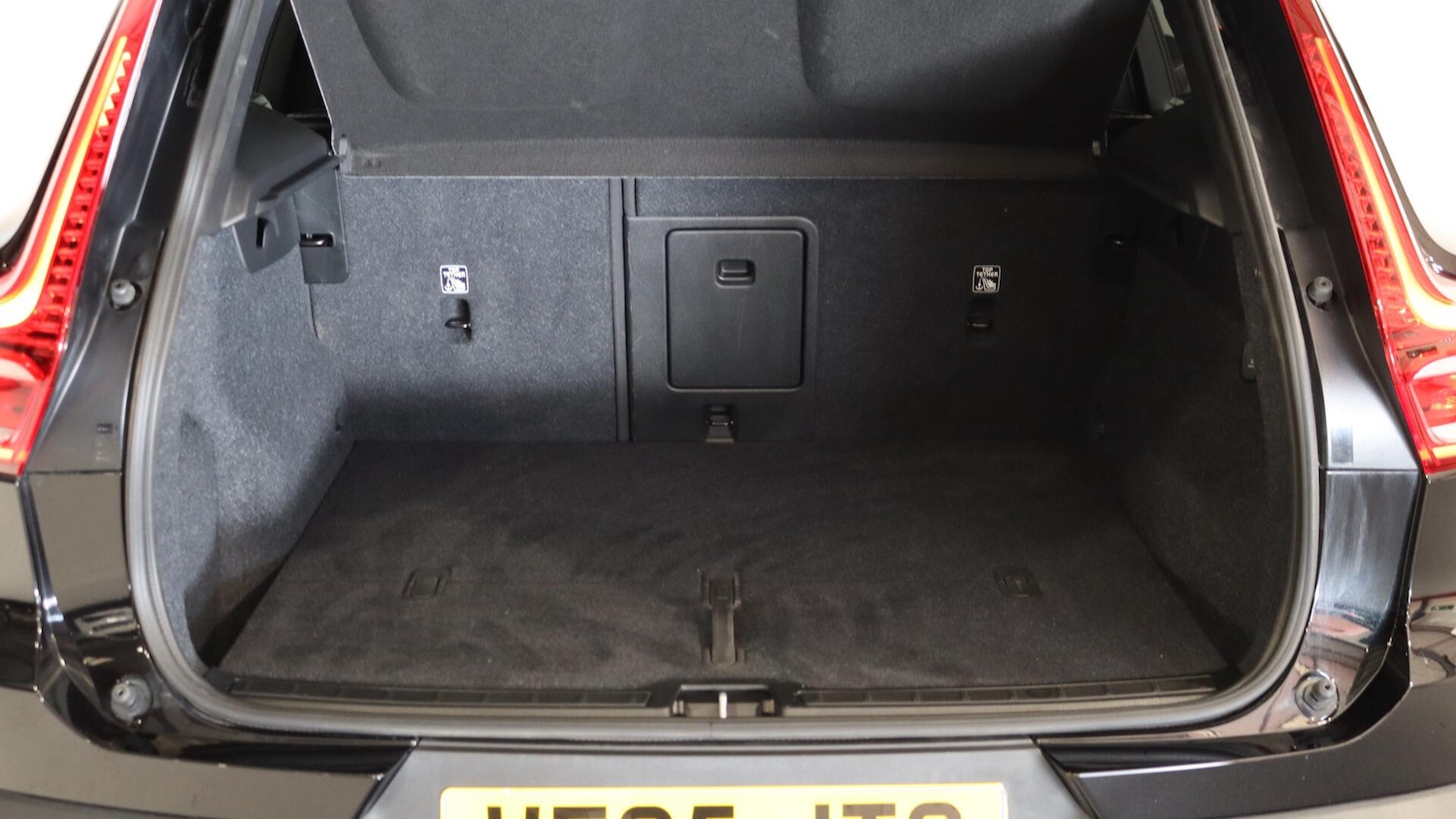 Used Volvo XC40 2025 for sale - 76060485: Photo 13