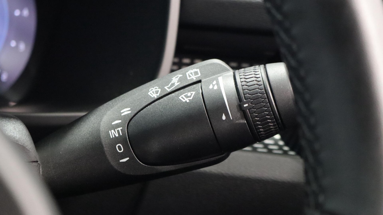 Used Volvo XC40 2025 for sale - 76060485: Photo 21