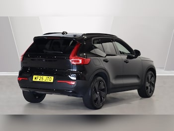 Used Volvo XC40 2025 for sale - 76060485: Photo 2