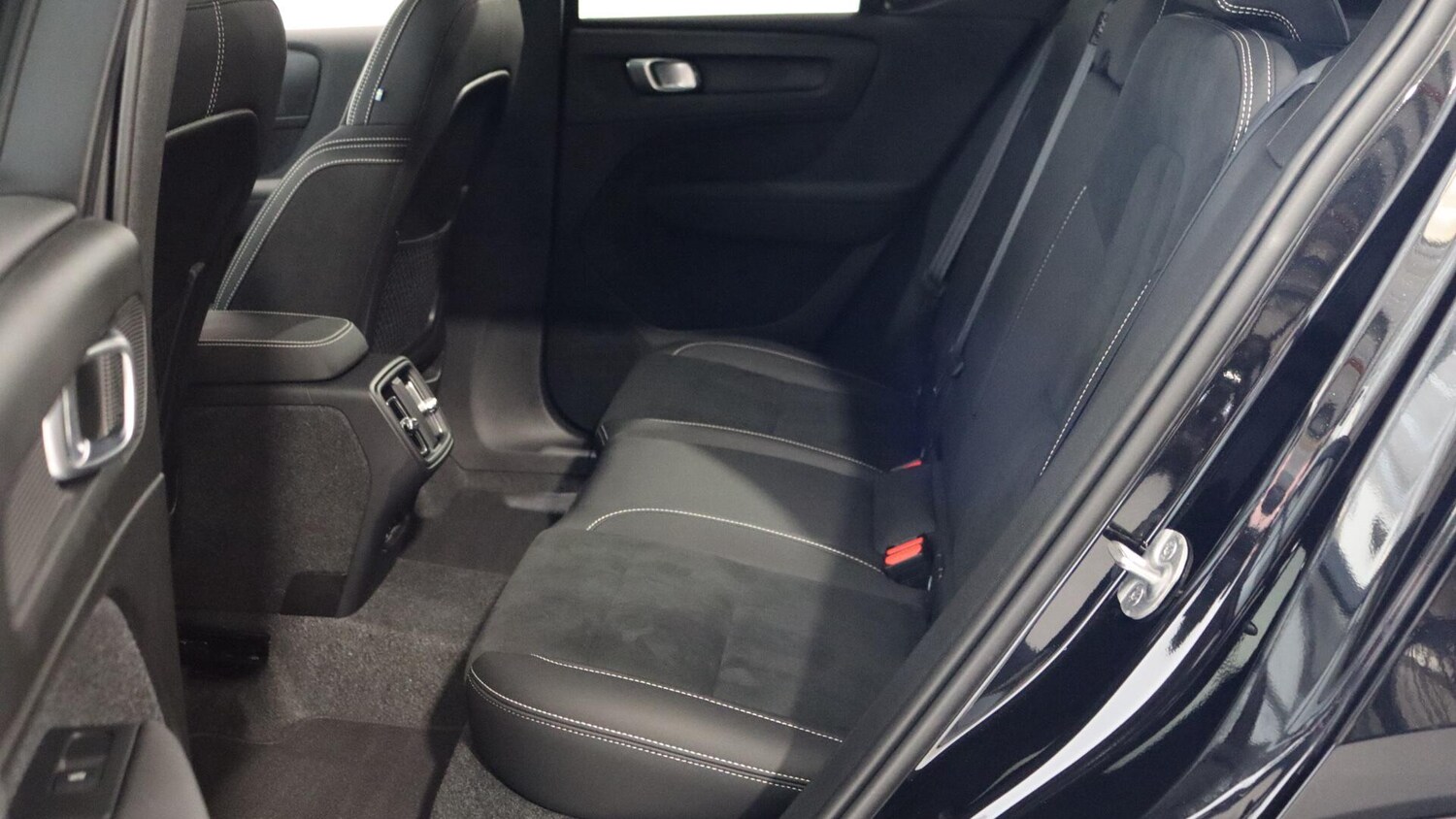 Used Volvo XC40 2025 for sale - 76060485: Photo 31