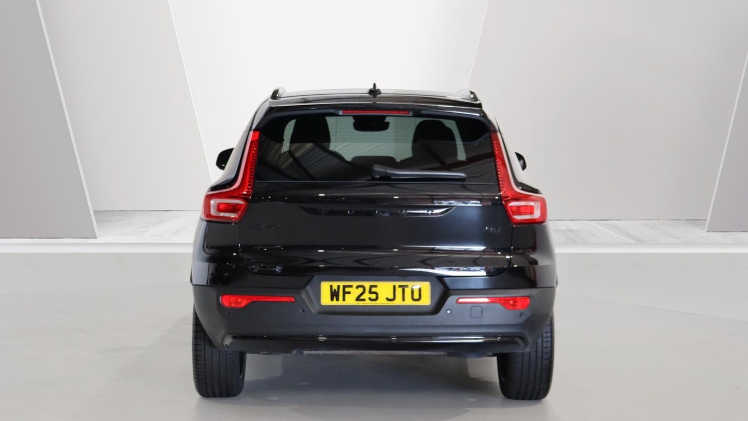 Used Volvo XC40 2025 for sale - 76060485: Photo 7