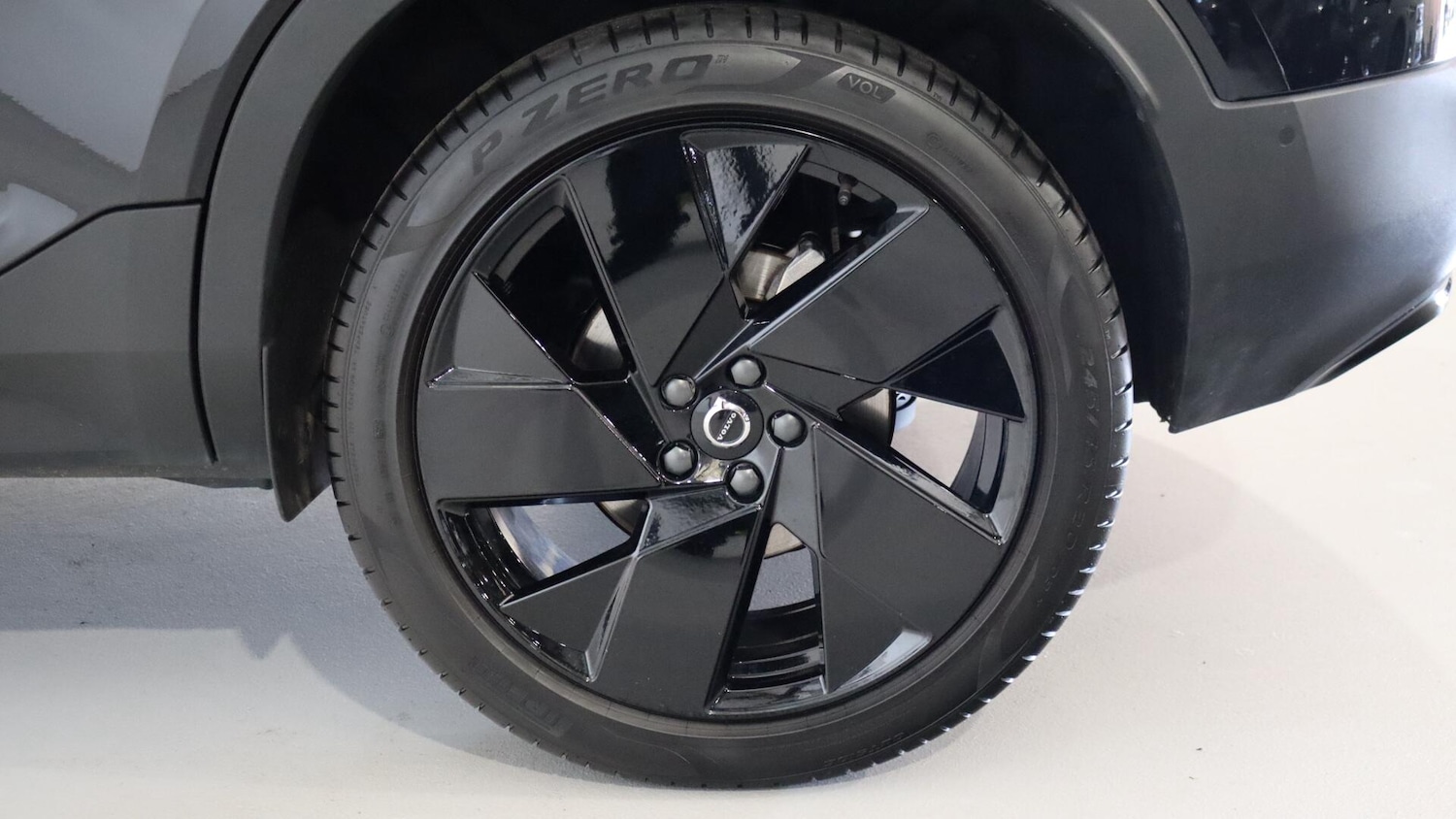 Used Volvo XC40 2025 for sale - 76060485: Photo 9
