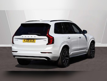 Used Volvo XC90 2025 for sale - 75950037: Photo