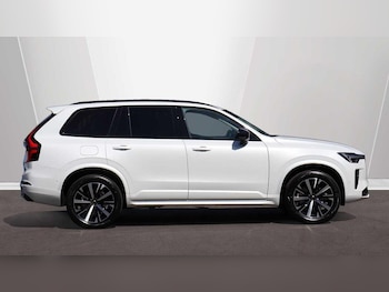 Used Volvo XC90 2025 for sale - 75950037: Photo