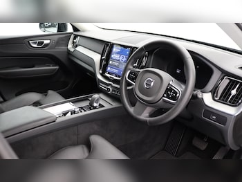Used Volvo XC60 2024 for sale - 75224198: Photo