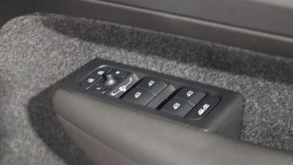 Used Volvo XC40 2025 for sale - 76260536: Photo 22