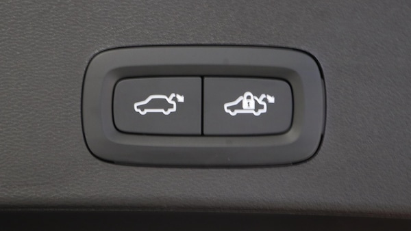 Used Volvo XC40 2025 for sale - 76260536: Photo 30