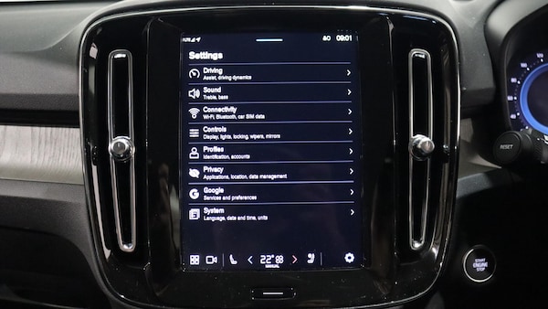 Used Volvo XC40 2025 for sale - 76260536: Photo 37