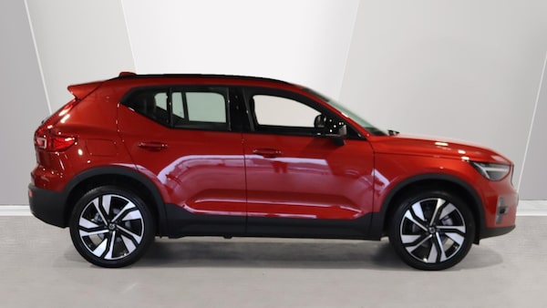 Used Volvo XC40 2025 for sale - 76260536: Photo 3
