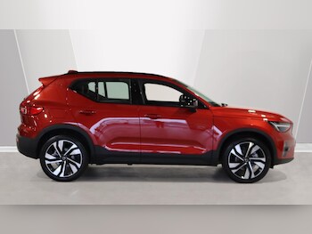 Used Volvo XC40 2025 for sale - 76260536: Photo 3