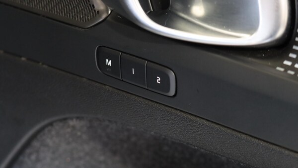 Used Volvo XC40 2025 for sale - 76239408: Photo 34