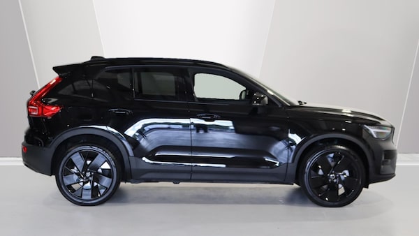 Used Volvo XC40 2025 for sale - 76239408: Photo 3