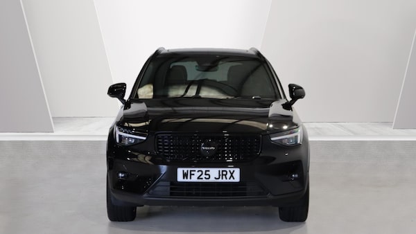 Used Volvo XC40 2025 for sale - 76239408: Photo 8