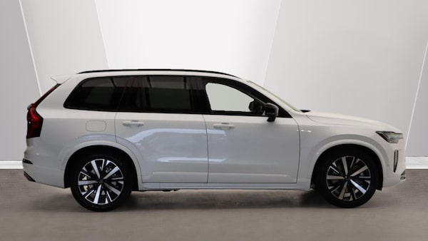 Used Volvo XC90 2025 for sale - 76199680: Photo 3