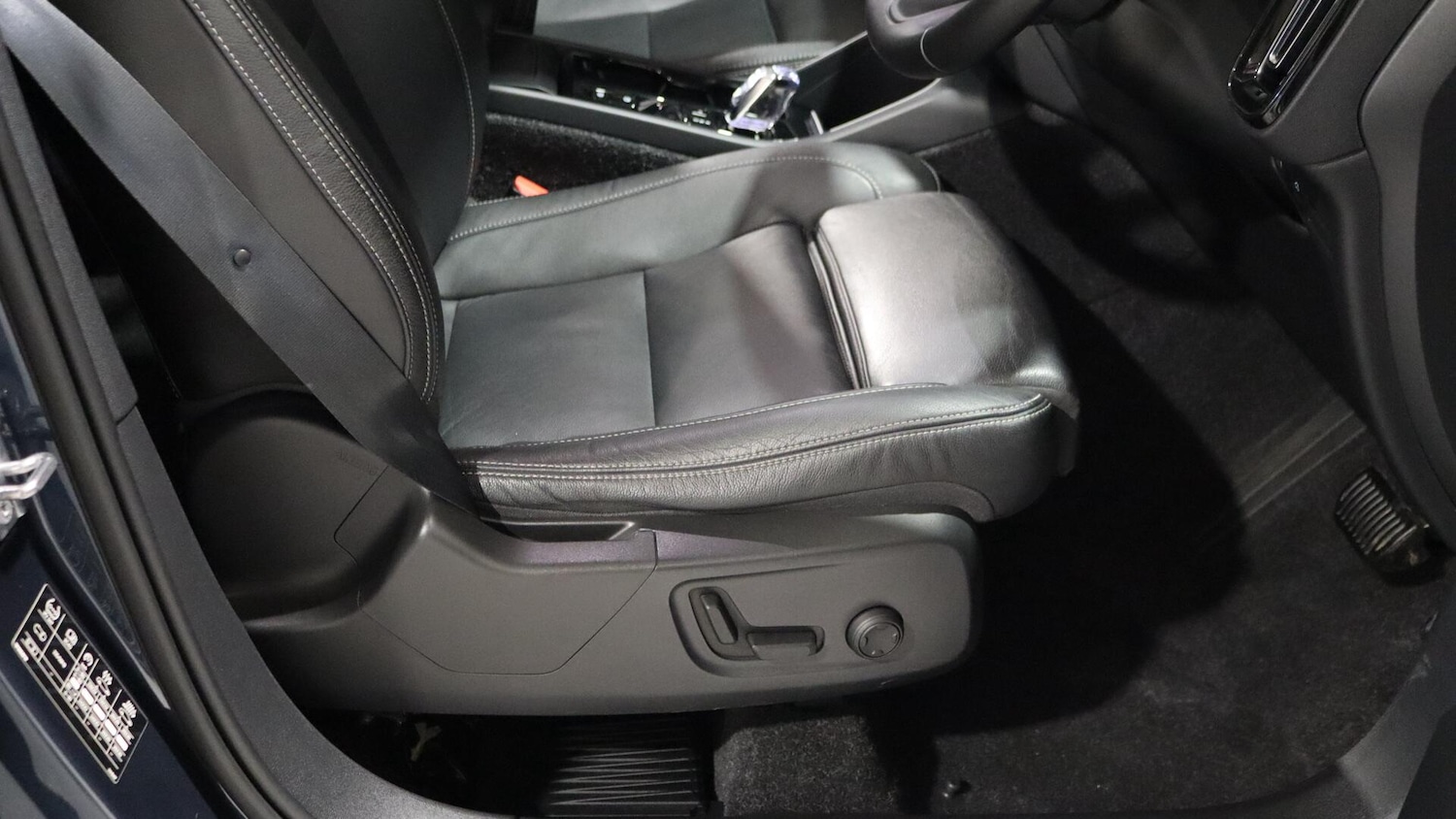 Used Volvo XC40 2019 for sale - 76337053: Photo 28